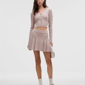 Ribbed Merino Wool Mid-Rise Pleated Skirt